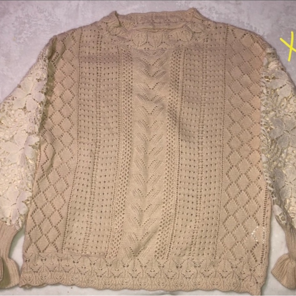 Elegant Beige Women's Sweater